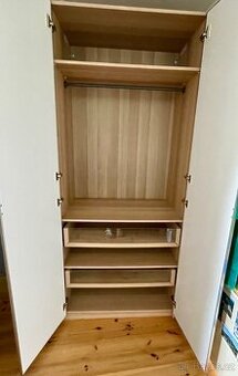 IKEA PAX skříně a vnitřní organizéry
