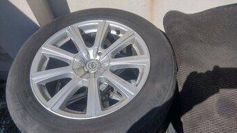 Chrysler 300 C sada kol 18" letní 225 / 60 R 18