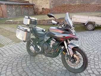 VOGE 500 DSX - 1