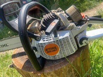 Motorová pila stihl 261