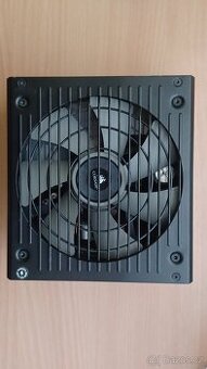 Corsair RM650x, 80+ Gold, 650W, plně modulární