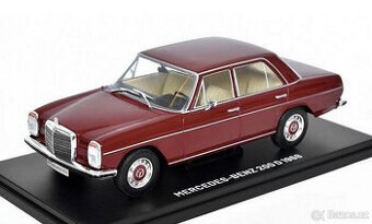 Mercedes Benz 200D ( 1968 ) Hachette 1:24