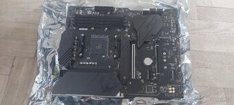 Základní deska MSI MPG B550 GAMING PLUS
