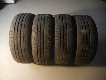 Letní pneu Hankook 235/50R19