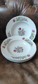 Retro porcelánové talíře