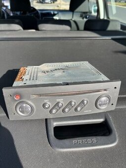 Renault Megane - rádio