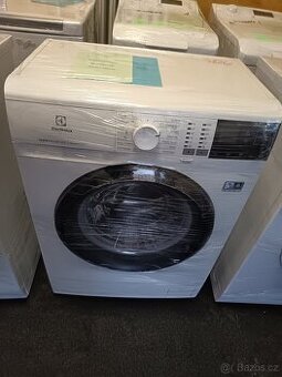 Automatická pracka Electrolux