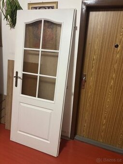 Interiérové dveře ,80 levé bile.