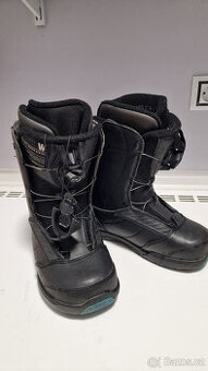 Prodám K2 dámské/dětské boty na snowboard velikost 7,5 , 38