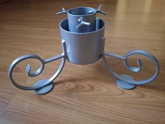 Stojánky na vánoční stromečky