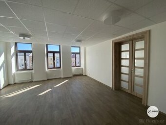 Pronájem bytu 3+1, Náměstí Svobody, Místek