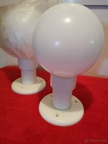 Zahradní lampička Bílá