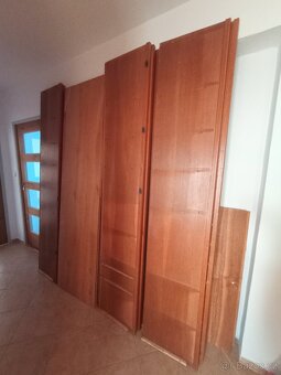 Nábytková obývací stěna 3,9x2,24x0,43m