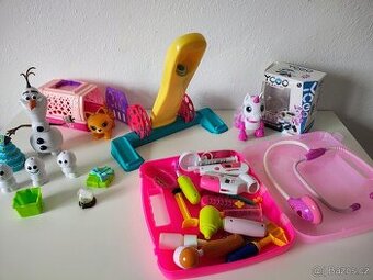 MIX hraček ... lékař, projektor, interaktivní pejsek a další