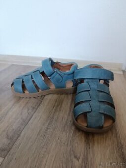 Sandale, 24