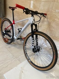 Horské karbonové kolo Cube Elite C:68X Pro, vel L