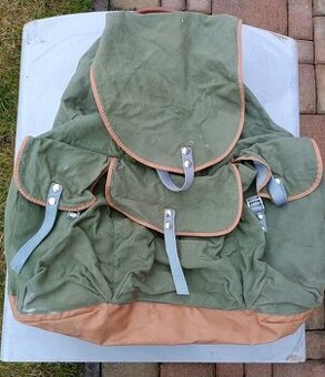 Dětský retro batoh s konstrukcí