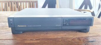 Panasonic VIDEO NV-J45 HQ

VIDEO CASSETTE RECORDER NV-J45 