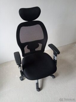 Nová kancelářská židle Managini F 3000