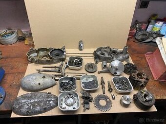 Motor se štítkem Jawa  typ 550, 555