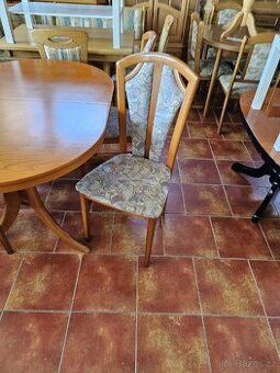 Oválný stůl rozkládací olše a židle