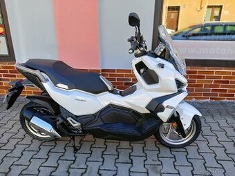Skútr Sym ADX 125 L/C ABS