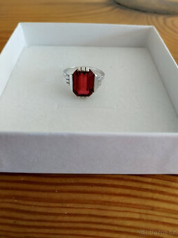 Starožitný stříbrný prsten s kamenem z let 1927-29, vel. 54