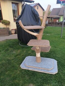 Kočičí škrabadlo masiv