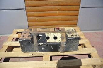 Elektronika / ovládací panel / konzole pracovní plošiny Grov