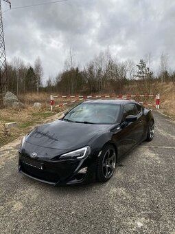 Toyota GT86, Černá, r.v.2012, 107tis. KM.