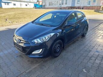 HYUNDAI i30 1.4 CVVT EUROPE PLUS