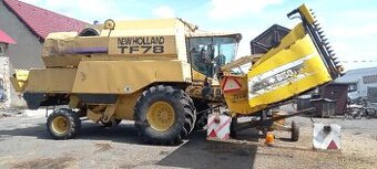 Kombajn New Holland TF78