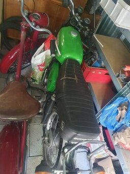 prodám motorky jawy,čz,babety z moji sbírky