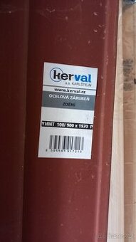 Kovové futra