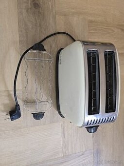 Topinkovač Russel Hobbs