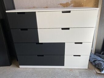 Komoda IKEA Nordli s 8 zásuvkami