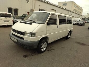 VW TRANSPORTER T4 2,5TDi 75KW 9míst