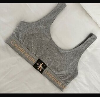 CALVIN KLEIN
