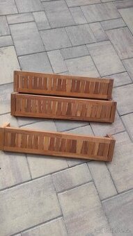 Molger Ikea police a držák na osušky
