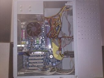 PC AMD 1750 MHz / 1GB DDR / 80GB PATA / 128MB GPU - 1