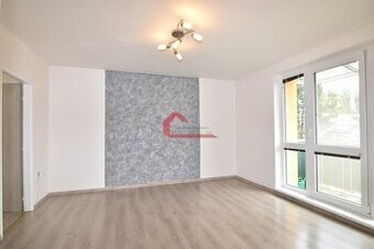 Pronájem, byt 3+1 Hodonín, Skácelova, balkon, 2 sklepy, CP 6 - 1