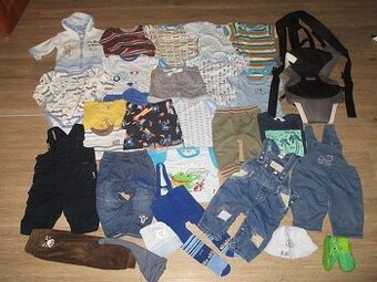 Chlapecký set oblečení vel. 74/80 + botky + nosítko CHICCO
