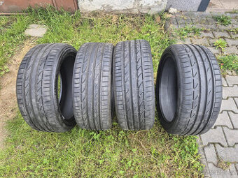 Bridgestone Potenza 235/40 R19