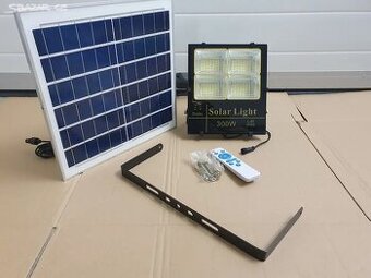 LED Halogenové osvětlení se solárním panelem 300W