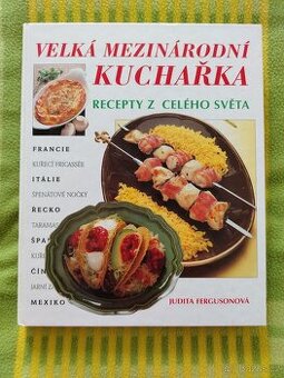VELKÁ MEZINÁRODNí KUCHAŘKA