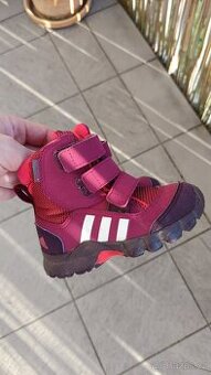 Zimní botičky Adidas, vel.23