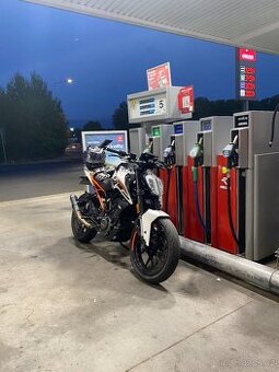 KTM DUKE 125