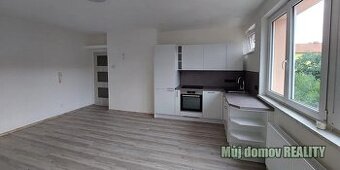 Pronájem družstevního bytu 2+kk (40 m)  Humpolecká ulice, Pr