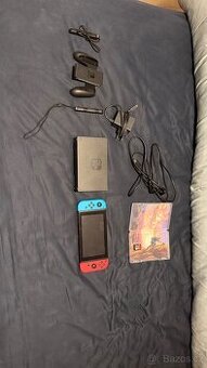 Nintendo Switch + Zelda Breath of the Wild