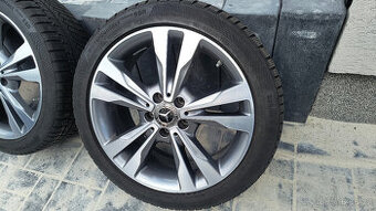 18 originál MERCEDES C-KLASS w205 ❄️225/45 R18 TMPS